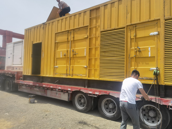 玉龙发电机出租100KW发电机需要什么规格的电缆线?