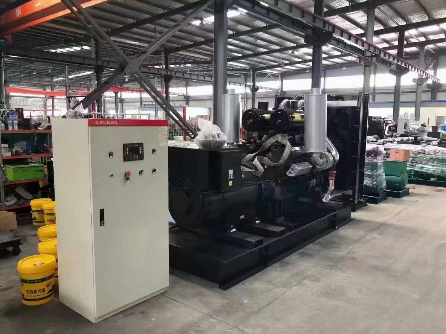 玉龙柴油发电机运行时的噪音和振动水平如何？
