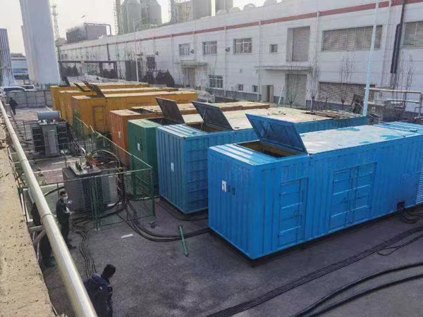 玉龙380V和690V电压的电缆线相同吗?