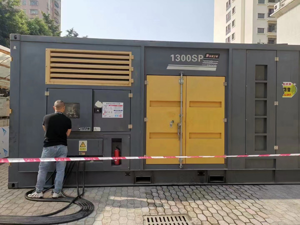 玉龙500KW发电机组冬季应该配多大的启动电瓶？